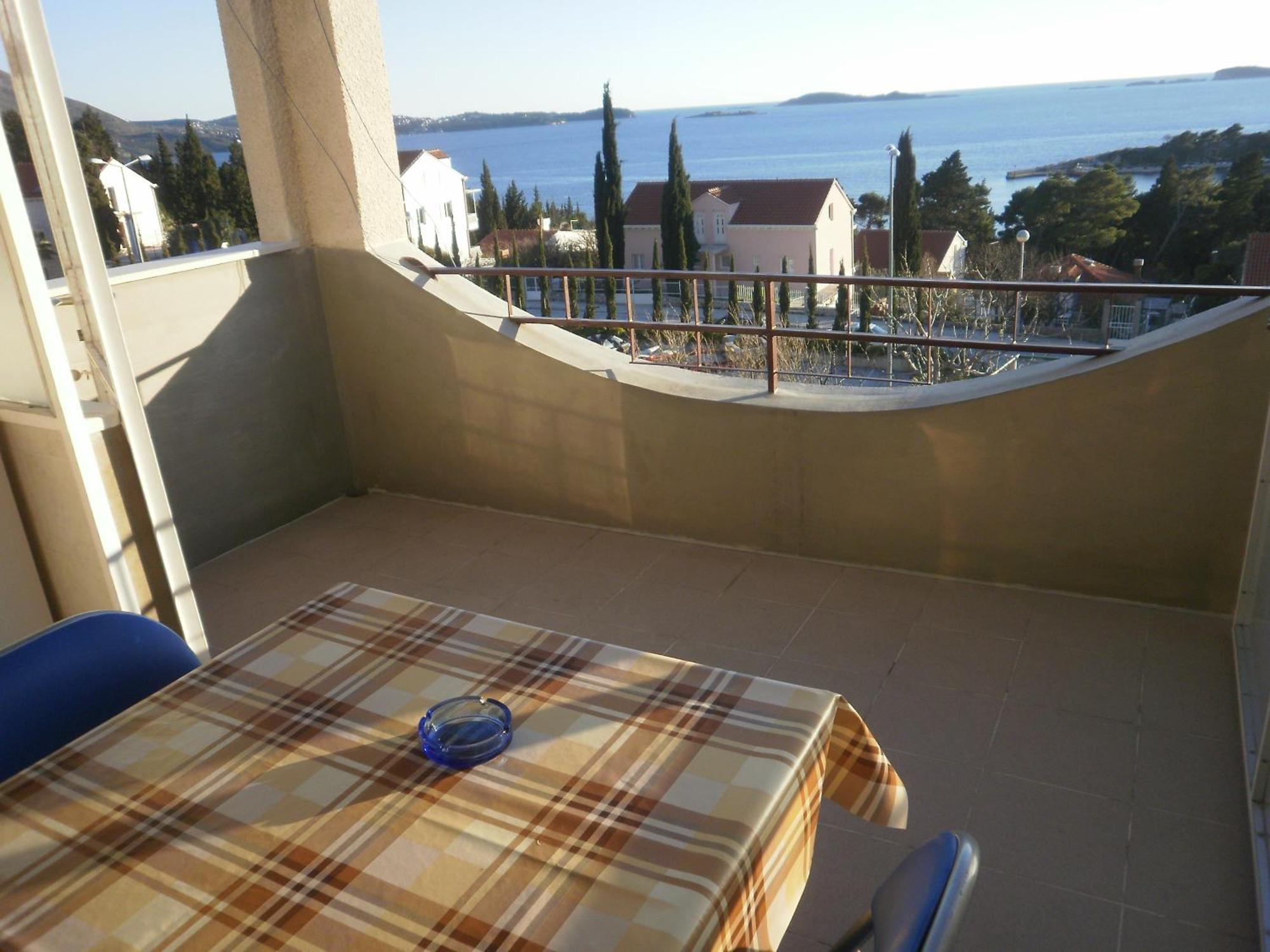 מליני Apartments Kust מראה חיצוני תמונה